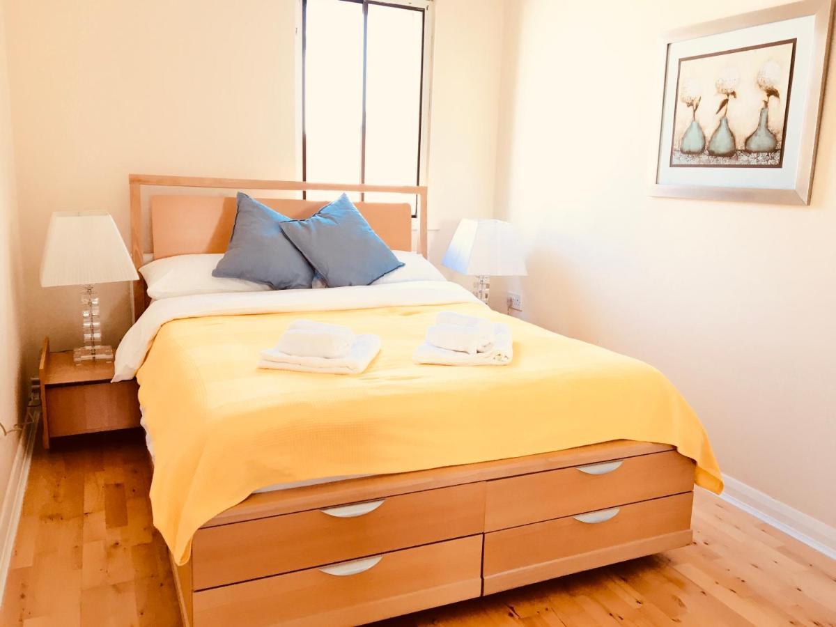 Double Room In The Heart Of Kingston Upon Thames In London Exterior foto